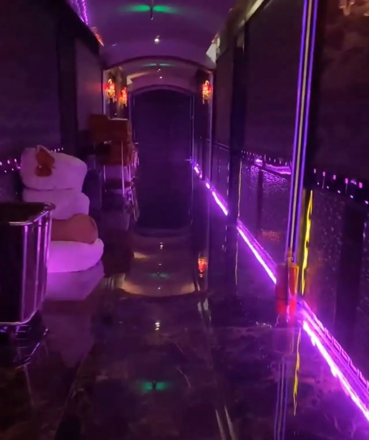 澳門豪門桑拿溫泉池設施