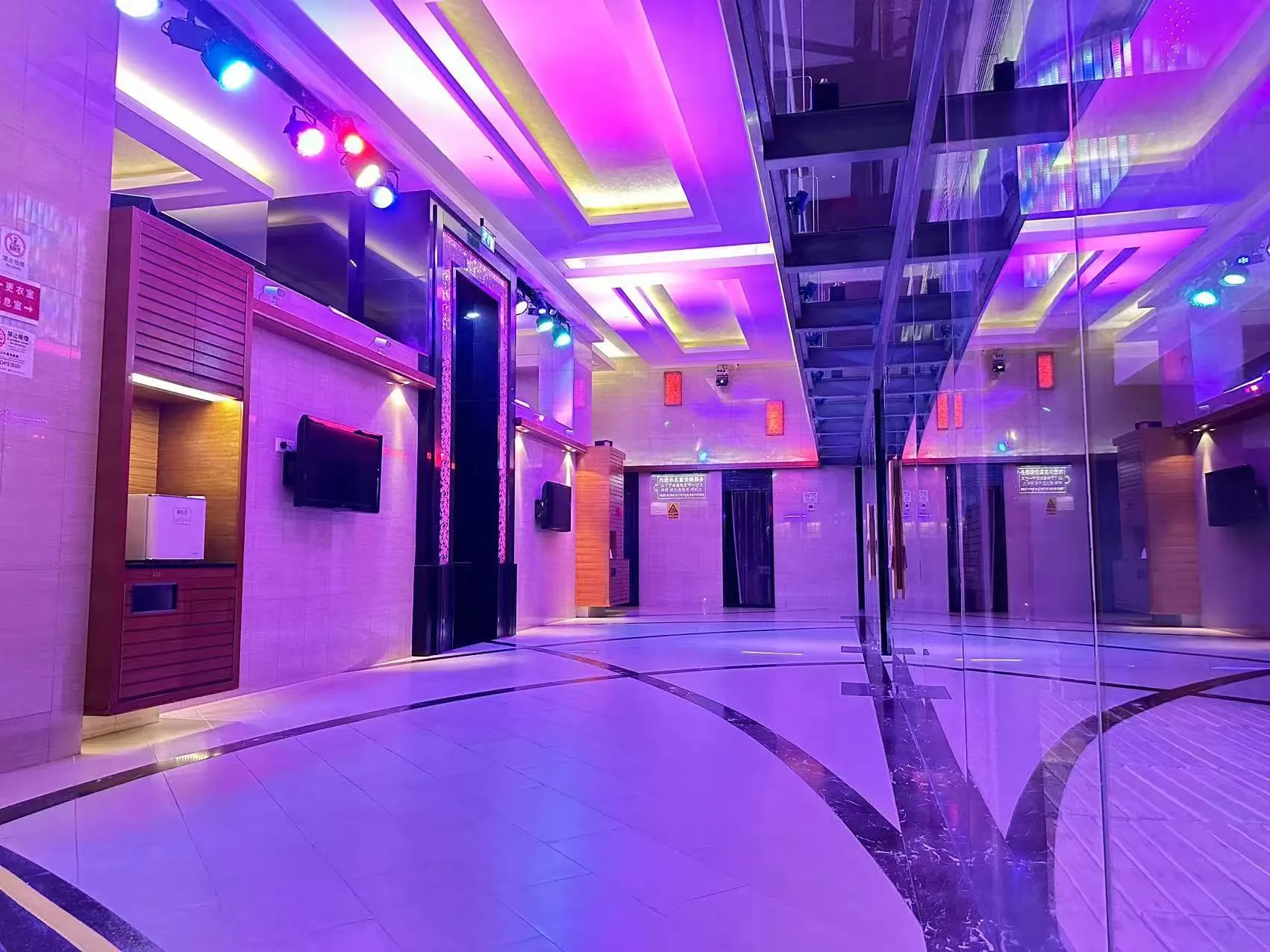 澳門十八桑拿休息區環境